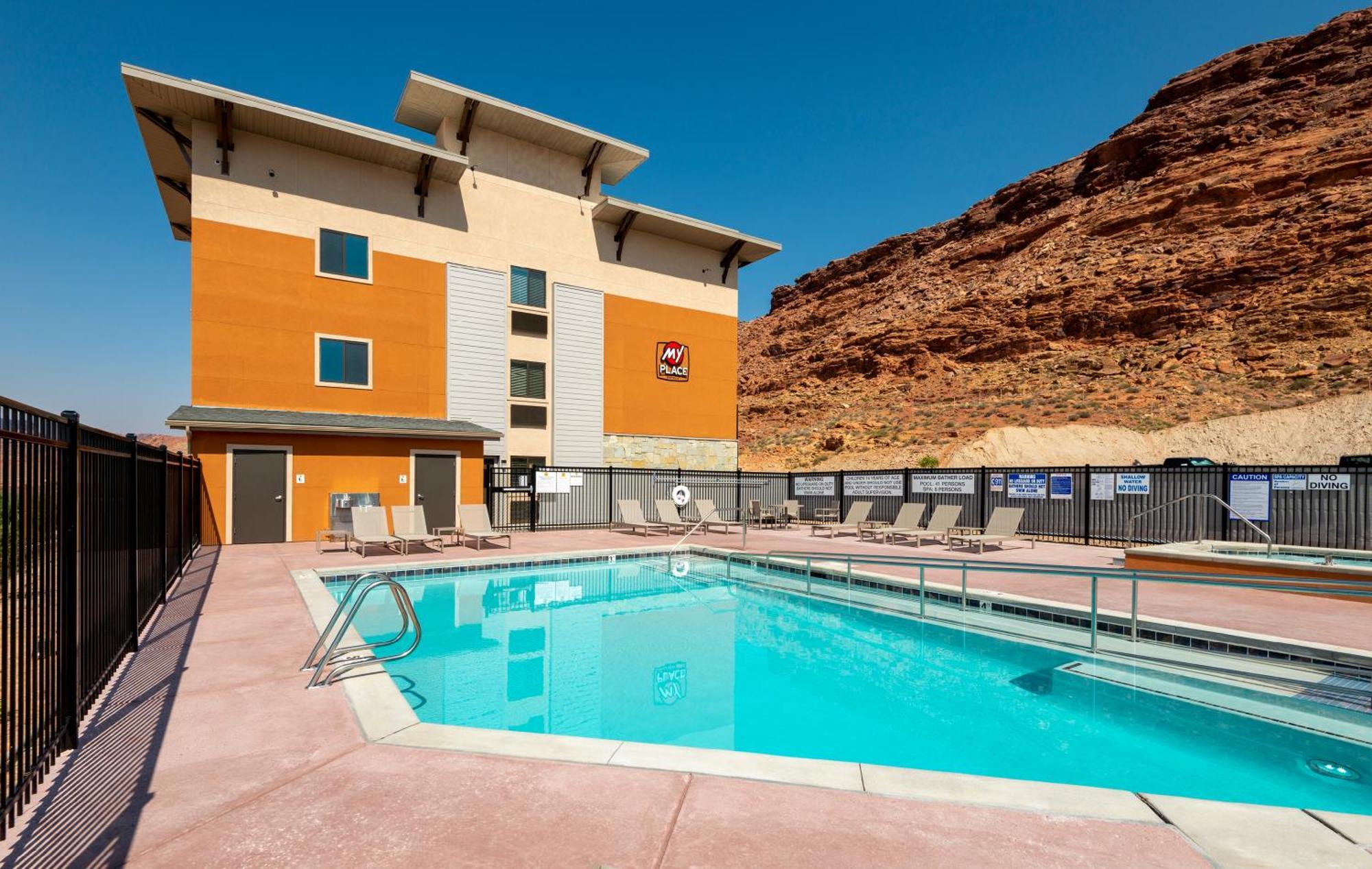 My Place Hotel-Moab, Ut Luaran gambar
